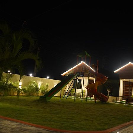 New Mouchak Hotel & Resorts Tajpur Bagian luar foto