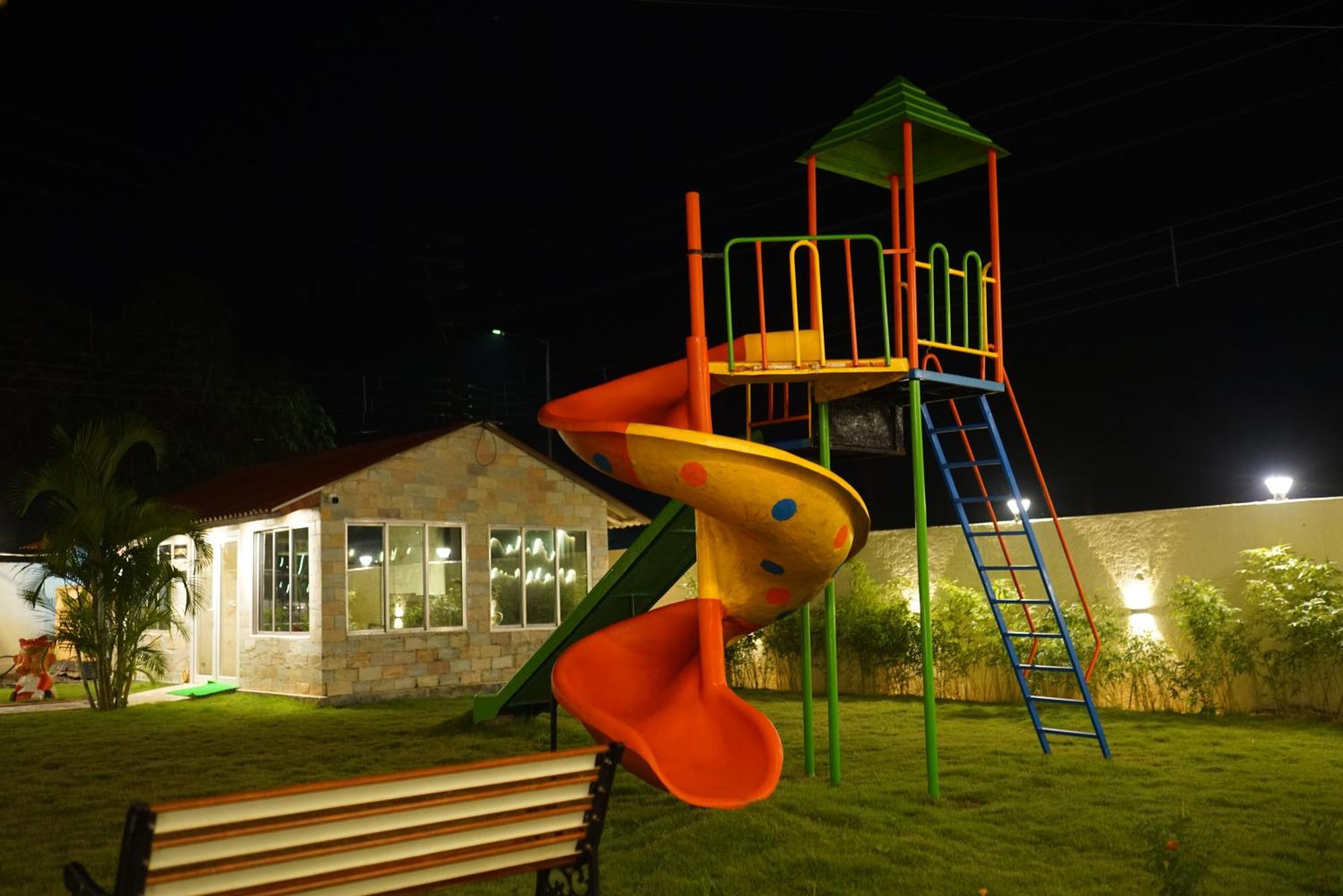 New Mouchak Hotel & Resorts Tajpur Bagian luar foto